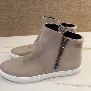 Kenneth Cole HighTop Tan Shoes Size 9.5M